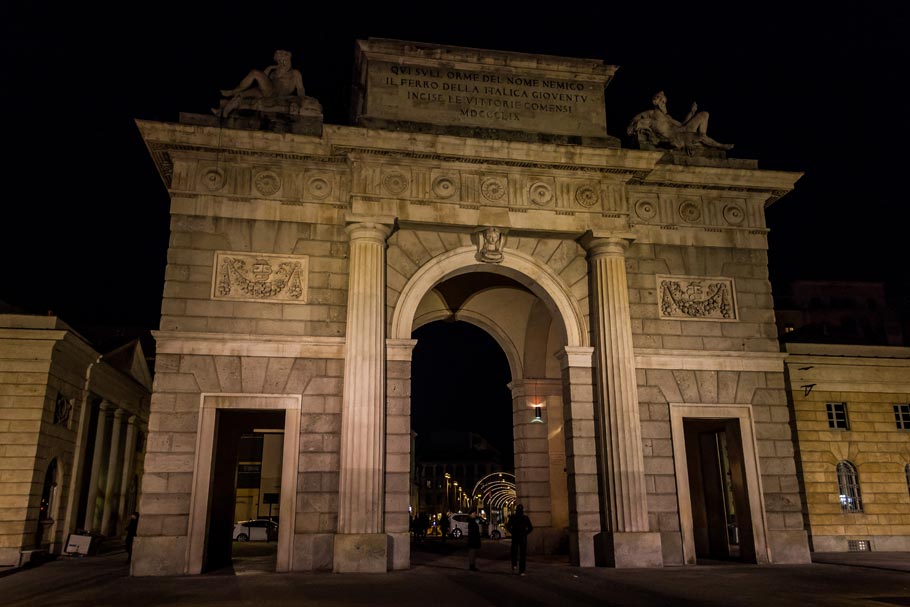 Foto notturne Garibaldi Porta Nuova